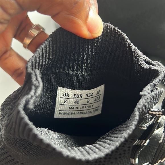 MEN'S SPEED 2.0 LACE-UP RECYCLED KNIT SNEAKER IN BLACK - Picture 6 of 6